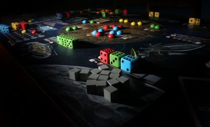 Alien Frontiers board