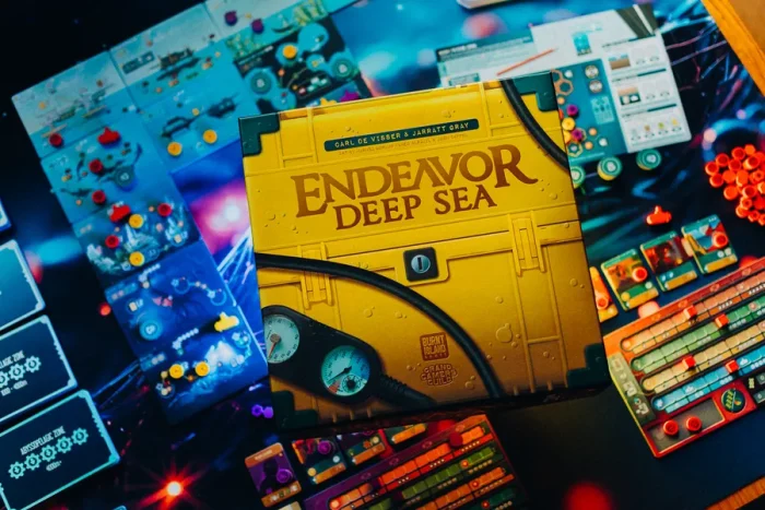 Endeavor Deep Sea and game board