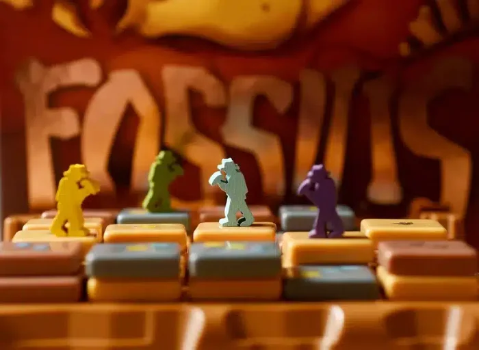 Fossilis components